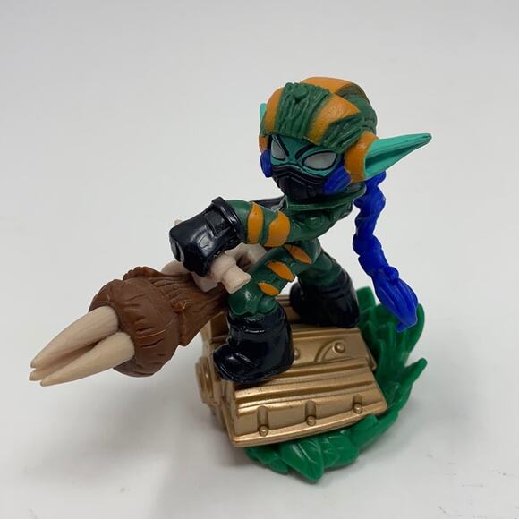 Skylanders Superchargers Stealth Elf Figure - Picture 1 of 5